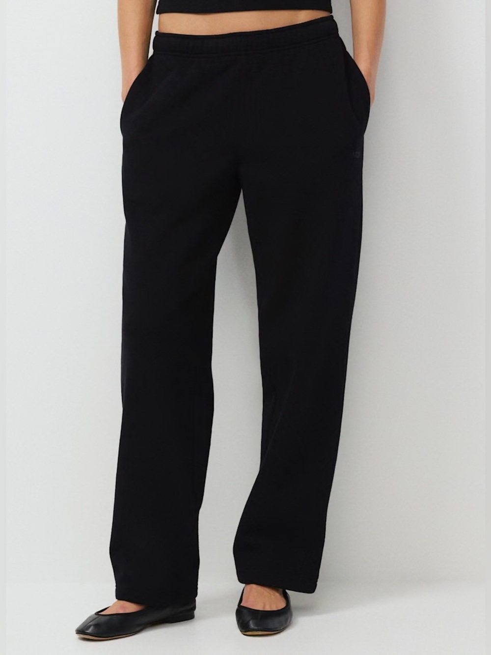 Aritzia Cozy Sweatfleece Mega Straight Sweatpant